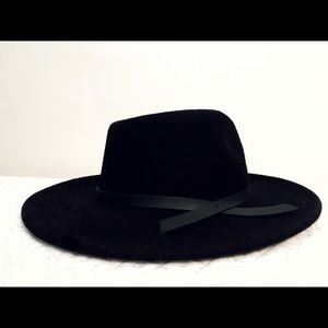Black brimmed hat